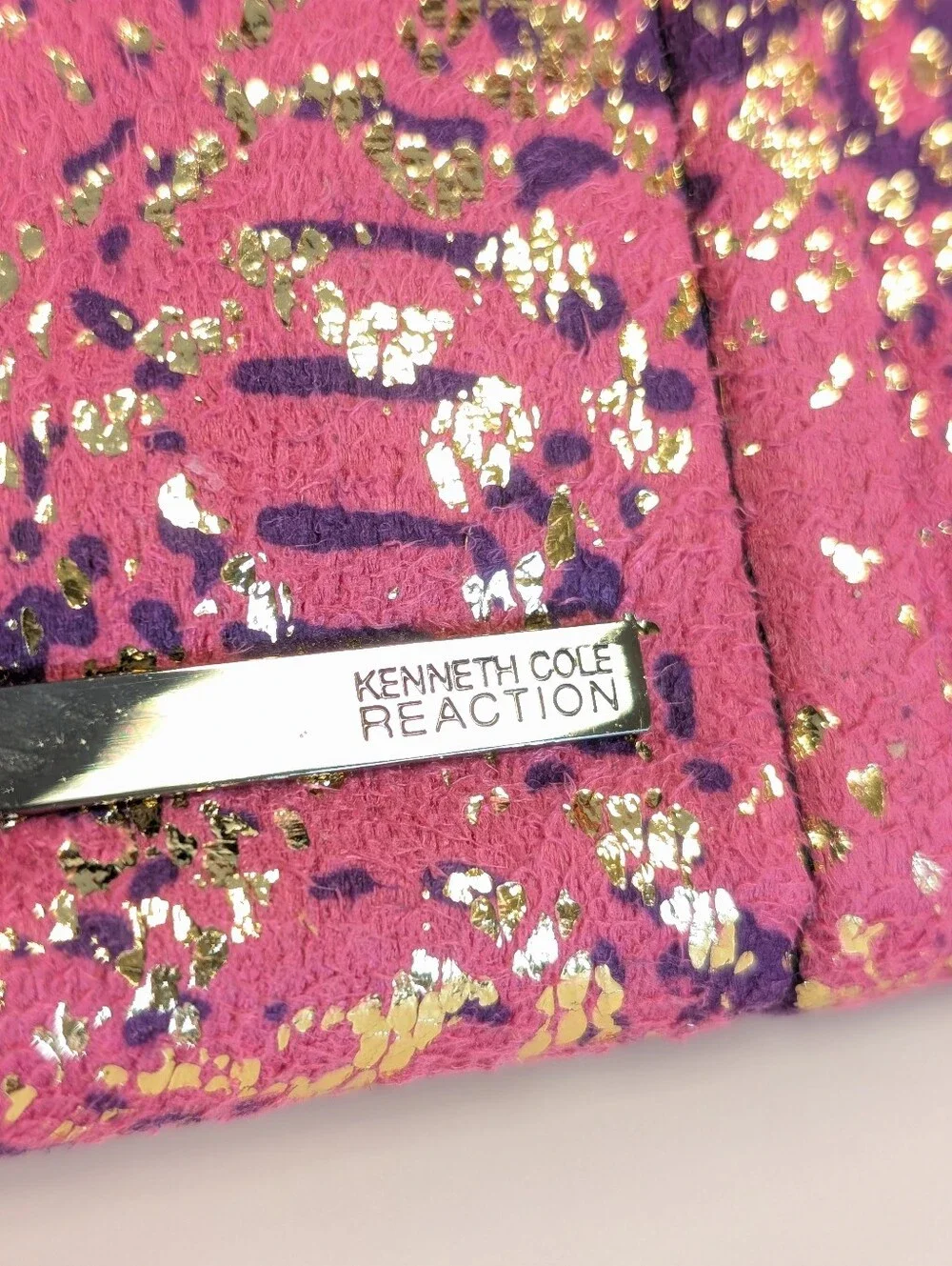 Kenneth Cole Reaction Pink Metallic Snake Print Frame Wallet Clutch 8.5